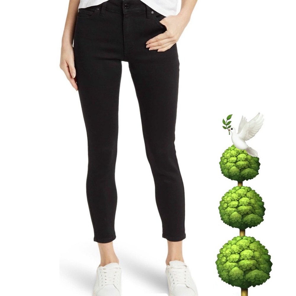 Tahari Women's Black Skinny Jeans